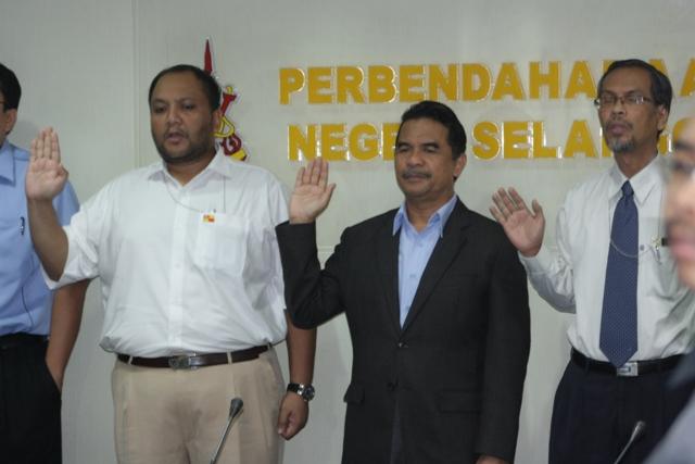 Perhimpunan Bulanan PNS 022013